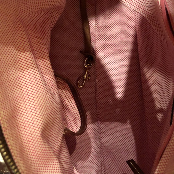 Authentic Dooney & Burke purse - Picture 4 of 8